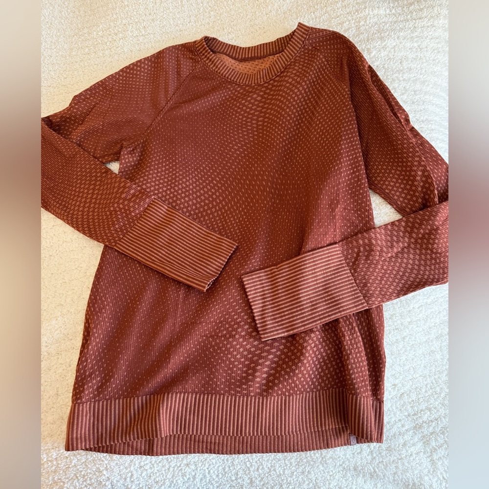 Lululemon shirt